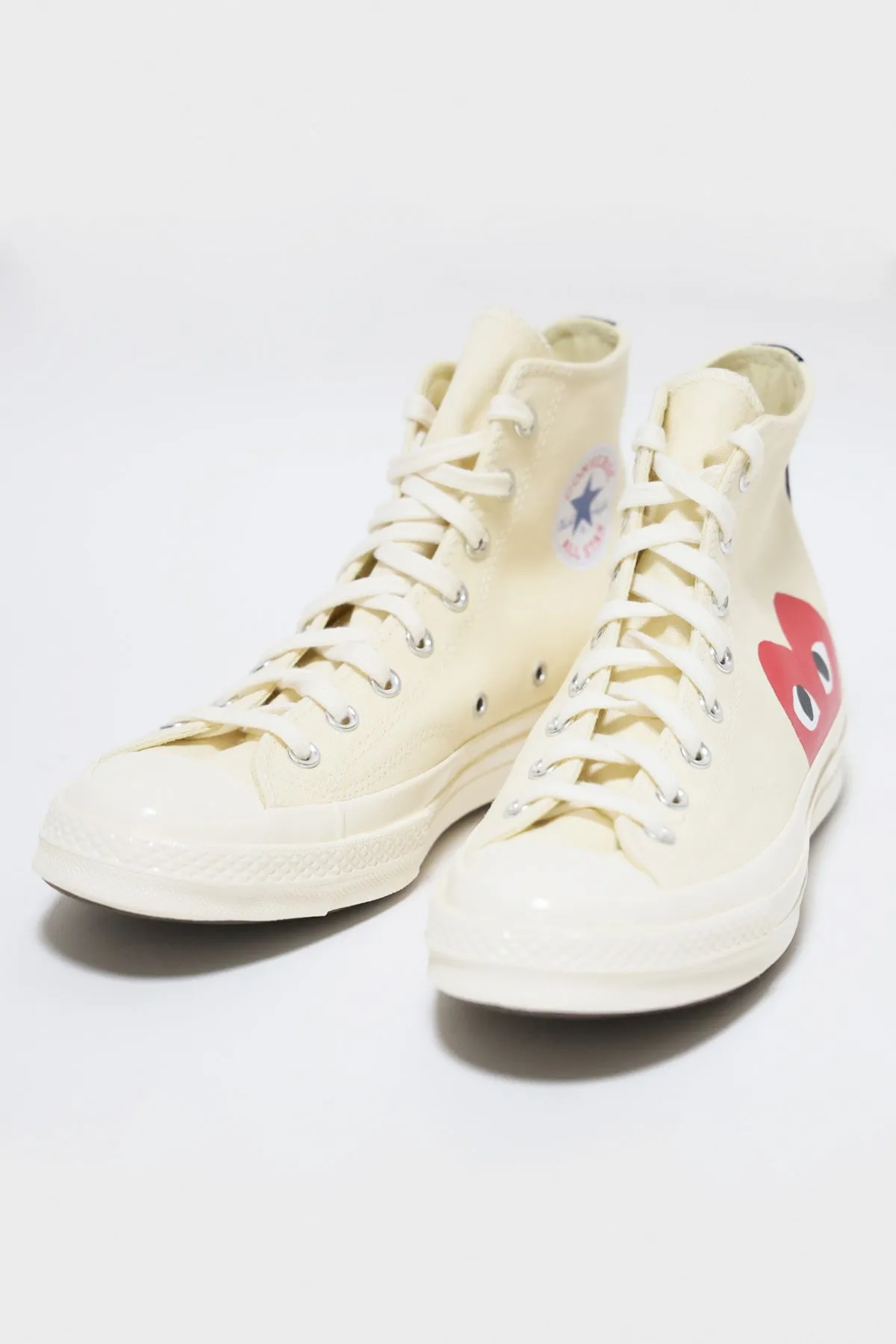 CdG PLAY x Converse Chuck Taylor Hi - Beige