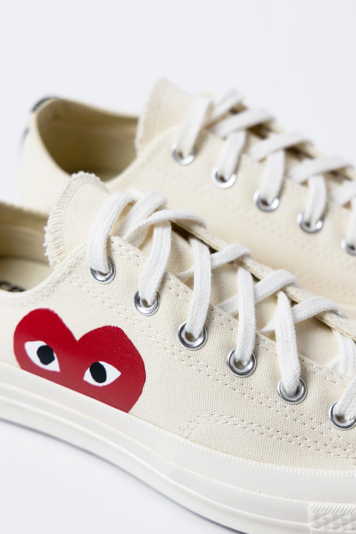 CdG PLAY x Converse Chuck Taylor Lo - Beige