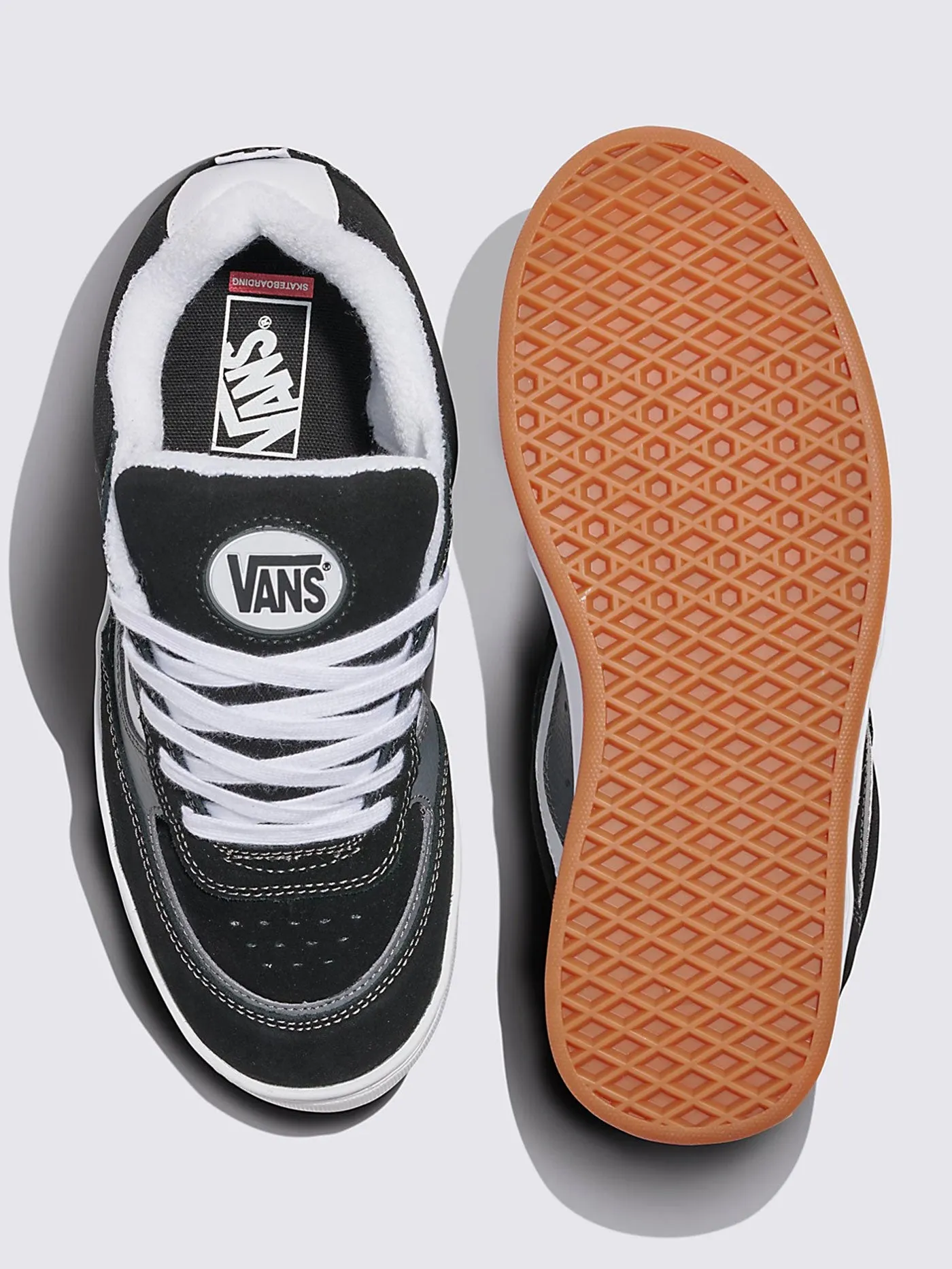 Skate Estazzo Black/White Shoes