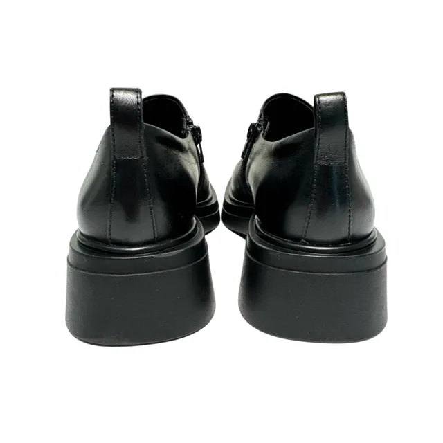 Vagabond Shoe Size 40 Black Never Worn Oxfords
