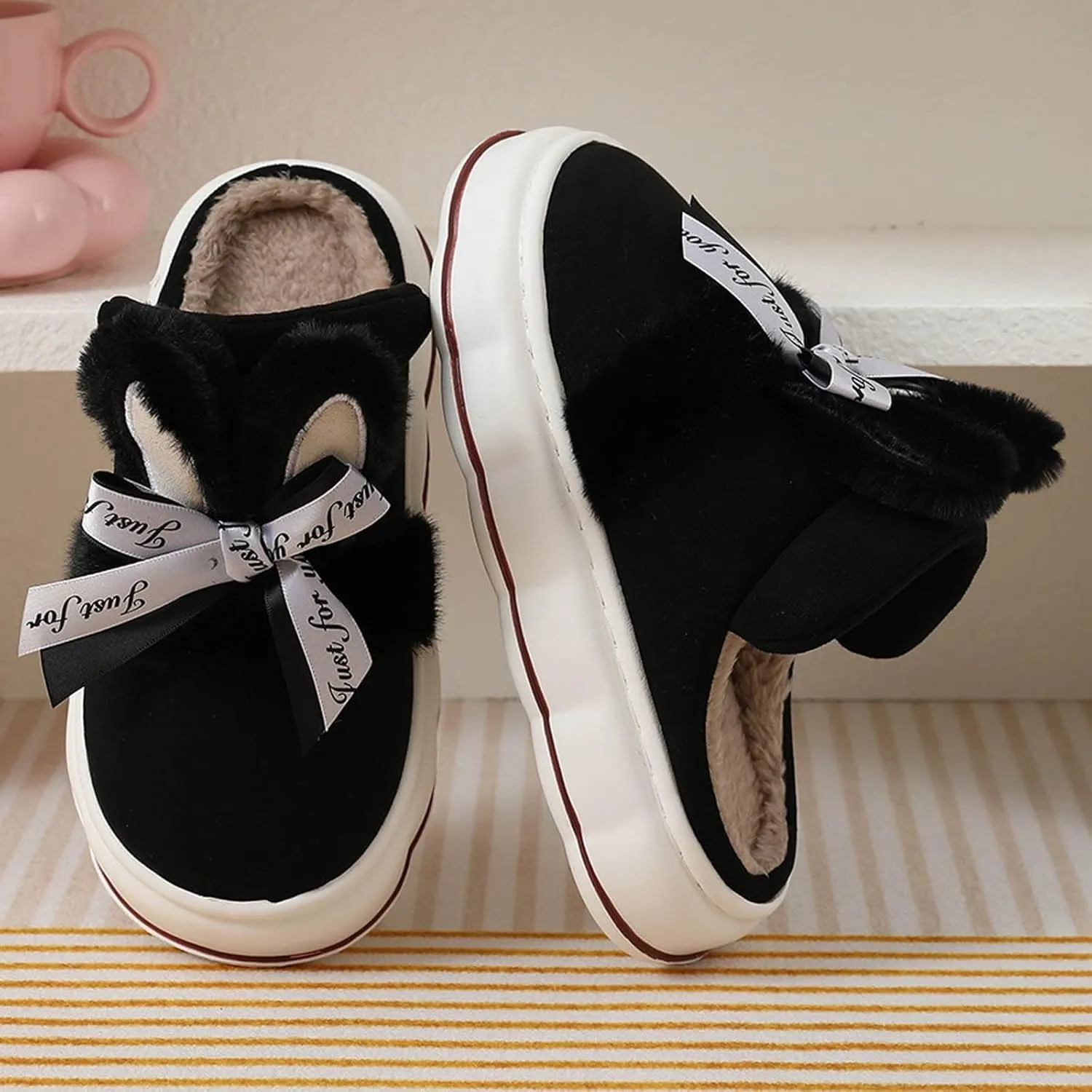 Women's Winter Slippers Cute Soft Plush Slippers Memory Foam Fashionable Thick Soled Glittery Heels